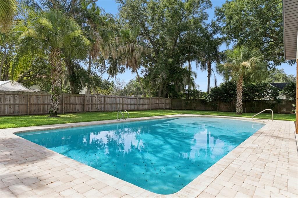En Venta: $1,249,000 (6 camas, 4 baños, 3536 Pies cuadrados)