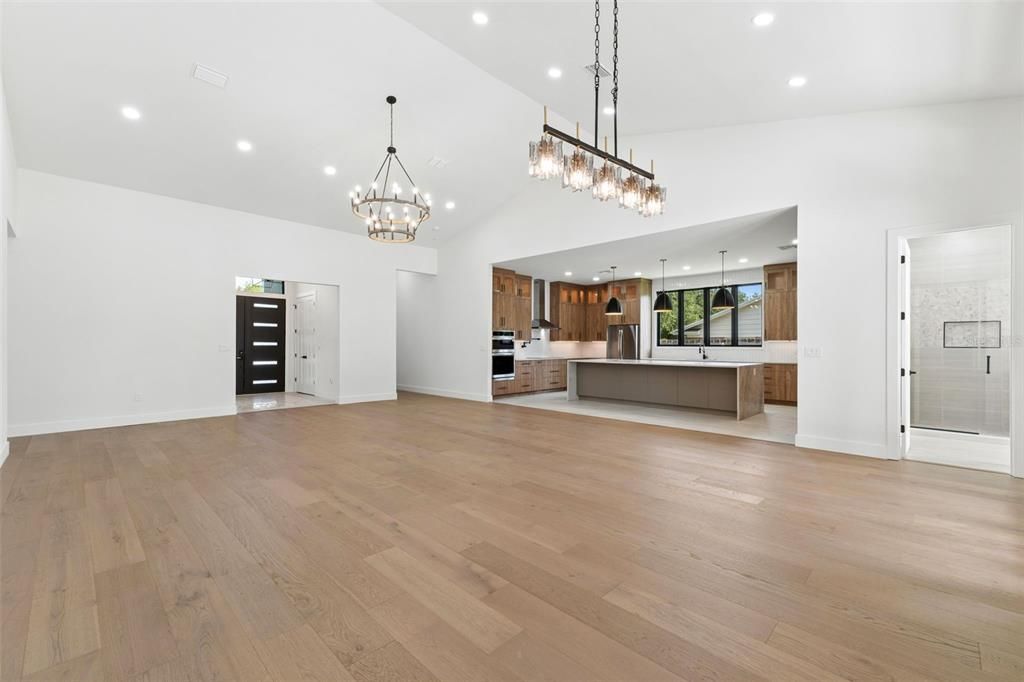 En Venta: $1,249,000 (6 camas, 4 baños, 3536 Pies cuadrados)