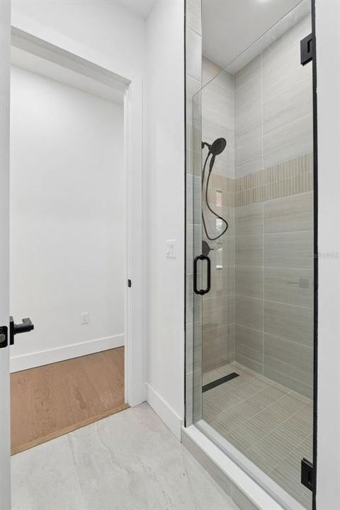 En Venta: $1,249,000 (6 camas, 4 baños, 3536 Pies cuadrados)