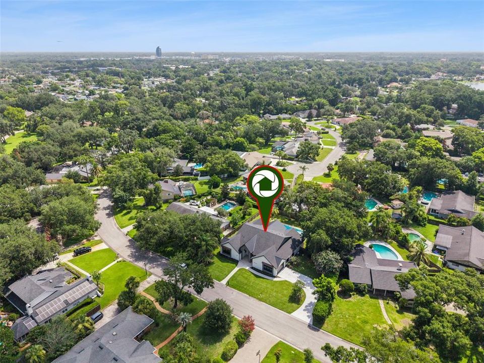 En Venta: $1,249,000 (6 camas, 4 baños, 3536 Pies cuadrados)