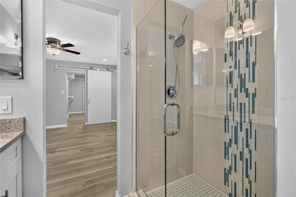 En Venta: $399,000 (3 camas, 2 baños, 1682 Pies cuadrados)