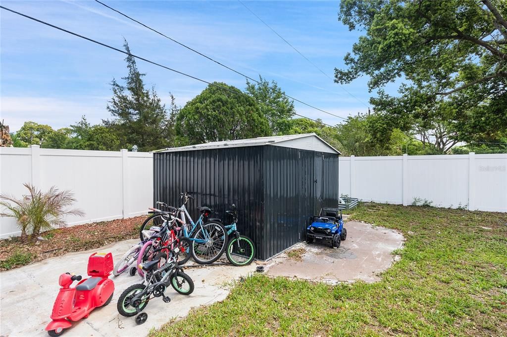For Sale: $535,000 (5 beds, 3 baths, 2380 Square Feet)