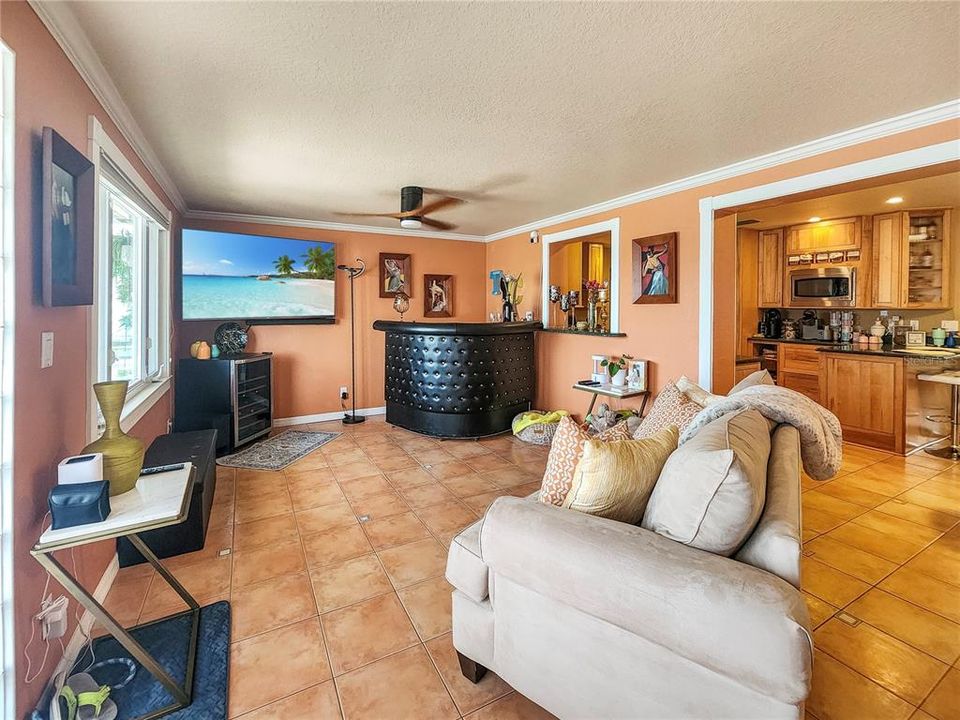 For Sale: $449,000 (3 beds, 2 baths, 1698 Square Feet)