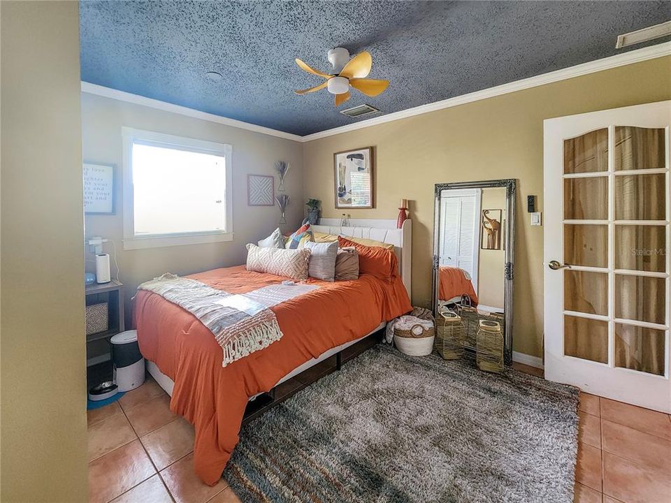 For Sale: $449,000 (3 beds, 2 baths, 1698 Square Feet)