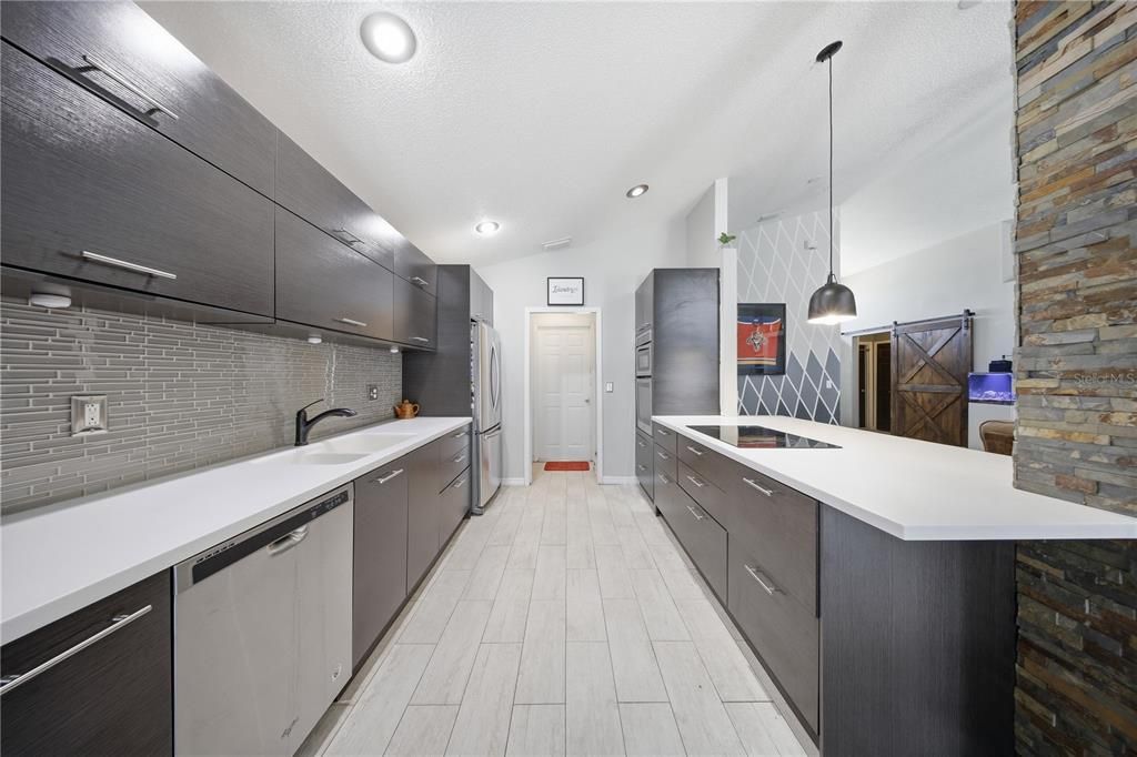 En Venta: $385,000 (3 camas, 2 baños, 1426 Pies cuadrados)