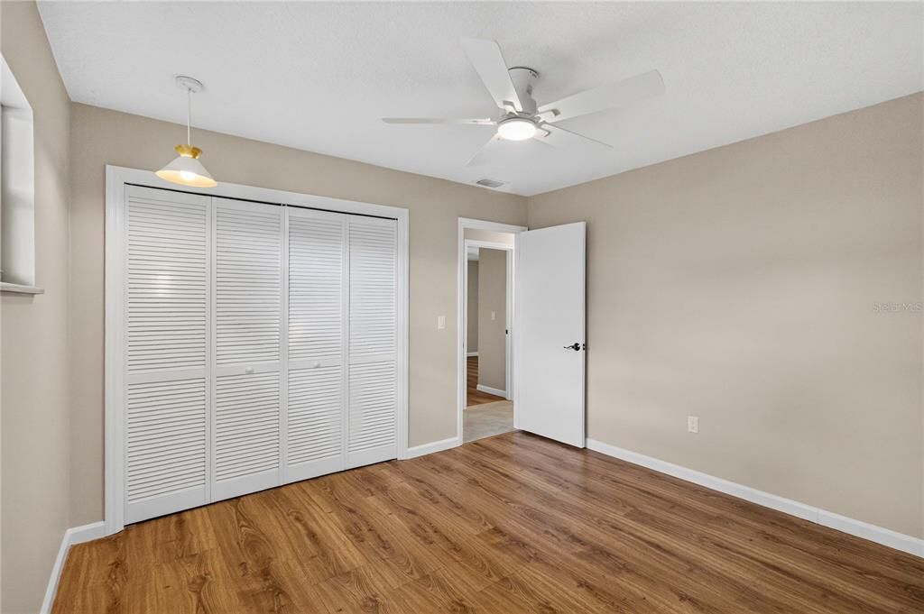 Activo con contrato: $584,000 (4 camas, 2 baños, 2192 Pies cuadrados)