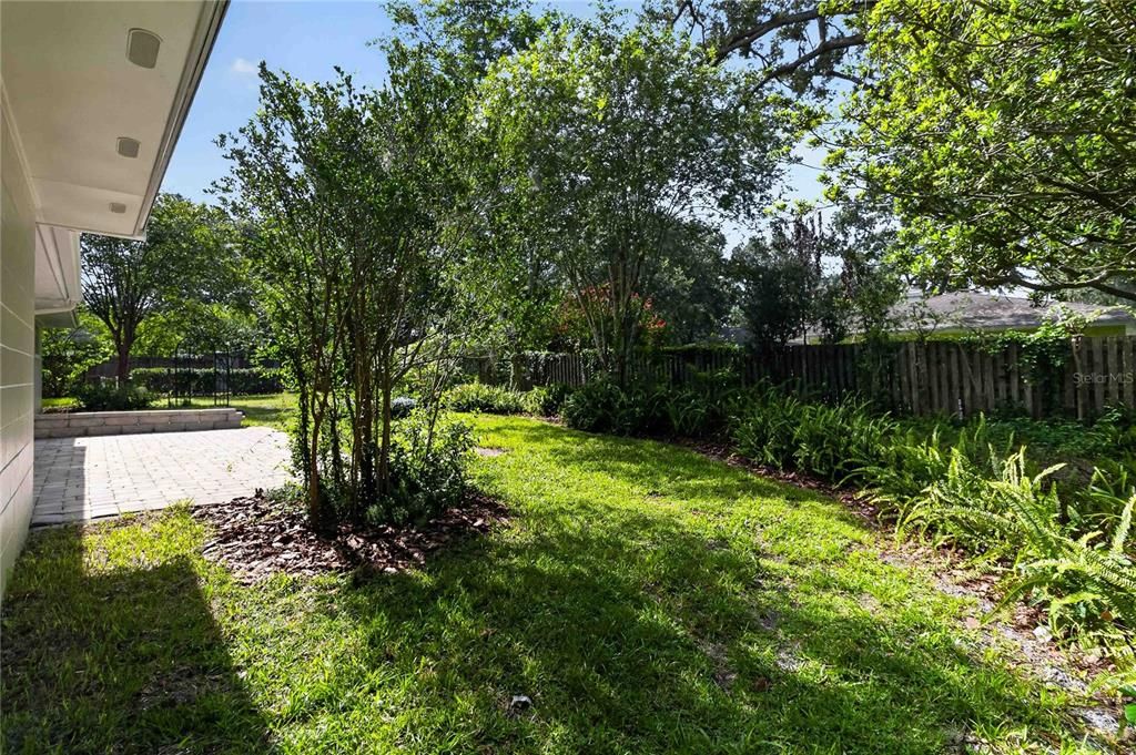 Activo con contrato: $584,000 (4 camas, 2 baños, 2192 Pies cuadrados)