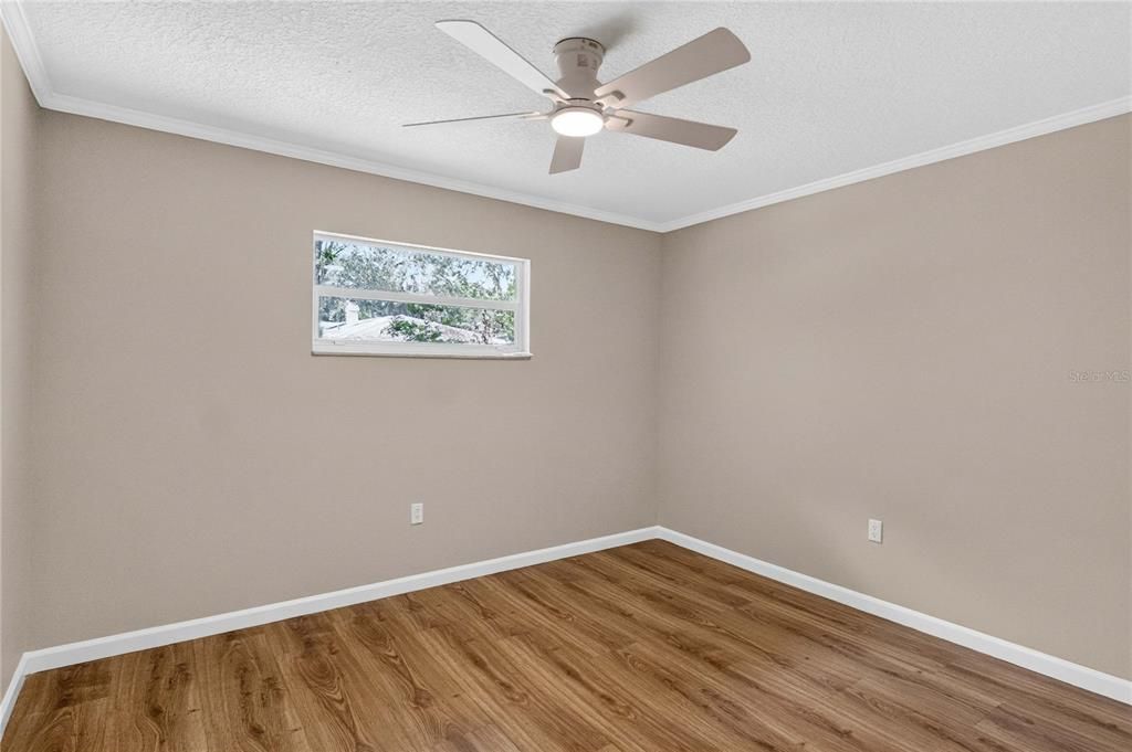 Activo con contrato: $584,000 (4 camas, 2 baños, 2192 Pies cuadrados)