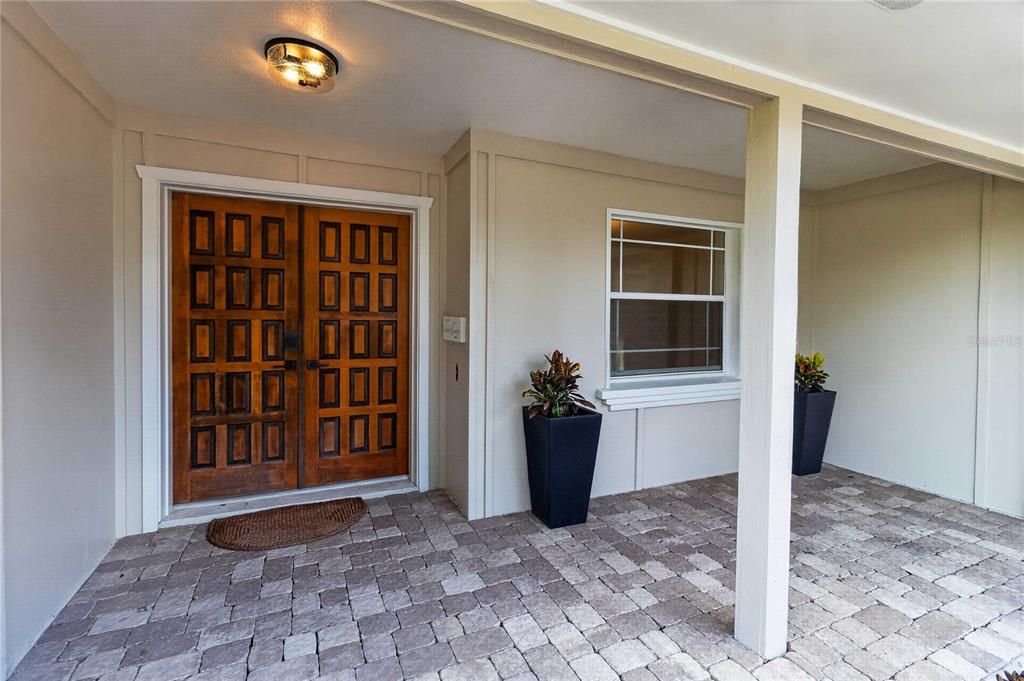 Activo con contrato: $584,000 (4 camas, 2 baños, 2192 Pies cuadrados)