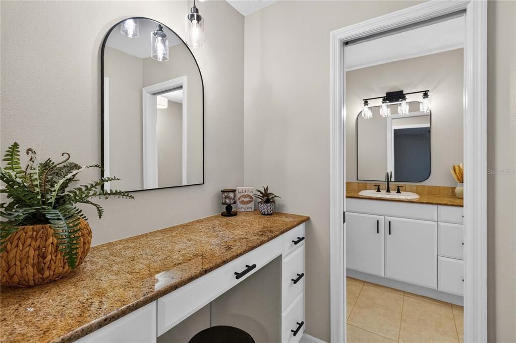 Activo con contrato: $584,000 (4 camas, 2 baños, 2192 Pies cuadrados)