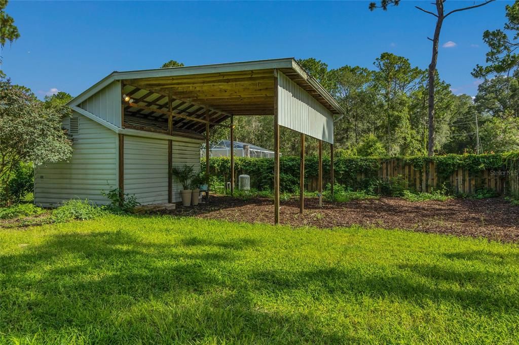 For Sale: $379,900 (3 beds, 2 baths, 1716 Square Feet)