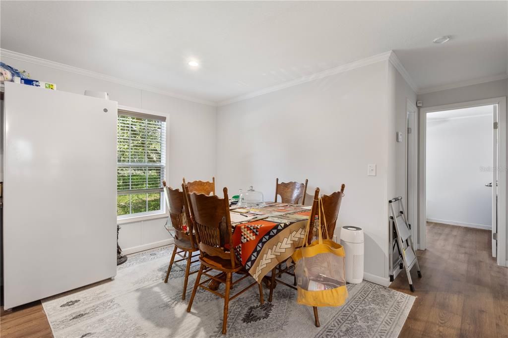 For Sale: $369,900 (3 beds, 2 baths, 1512 Square Feet)