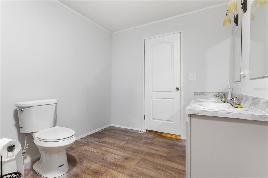 For Sale: $369,900 (3 beds, 2 baths, 1512 Square Feet)