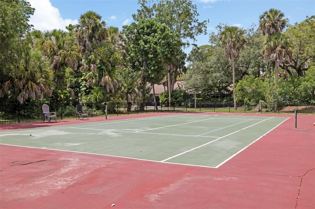 For Sale: $375,000 (3 beds, 3 baths, 1923 Square Feet)