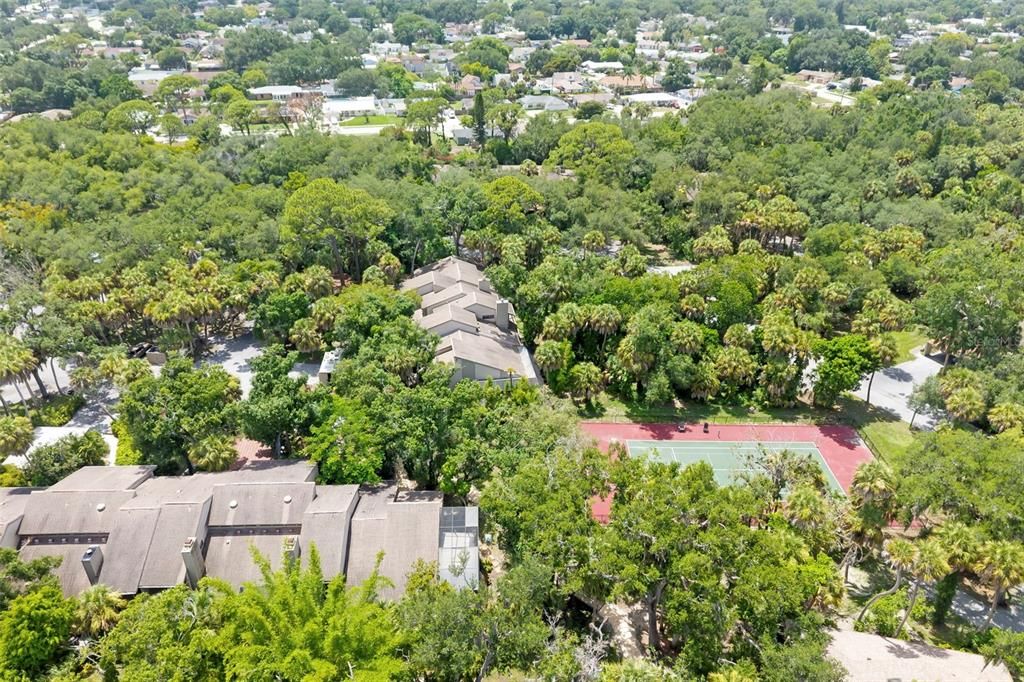 For Sale: $375,000 (3 beds, 3 baths, 1923 Square Feet)
