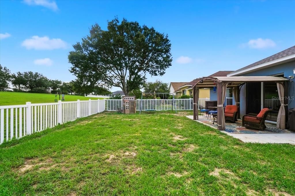 En Venta: $335,000 (3 camas, 2 baños, 1808 Pies cuadrados)
