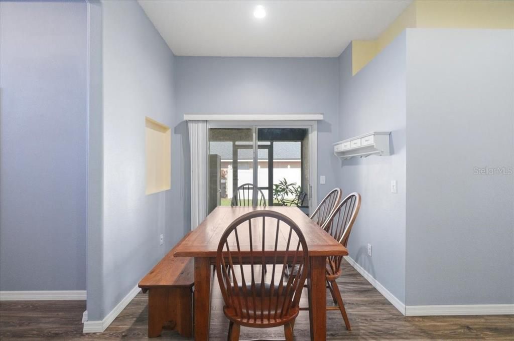 En Venta: $335,000 (3 camas, 2 baños, 1808 Pies cuadrados)