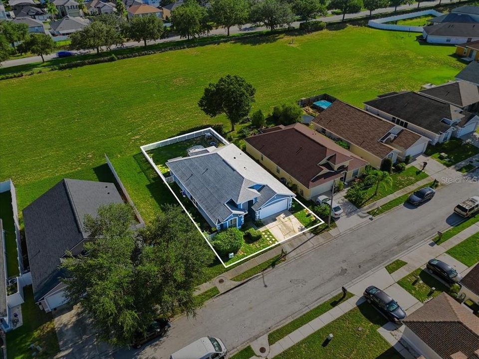 En Venta: $335,000 (3 camas, 2 baños, 1808 Pies cuadrados)