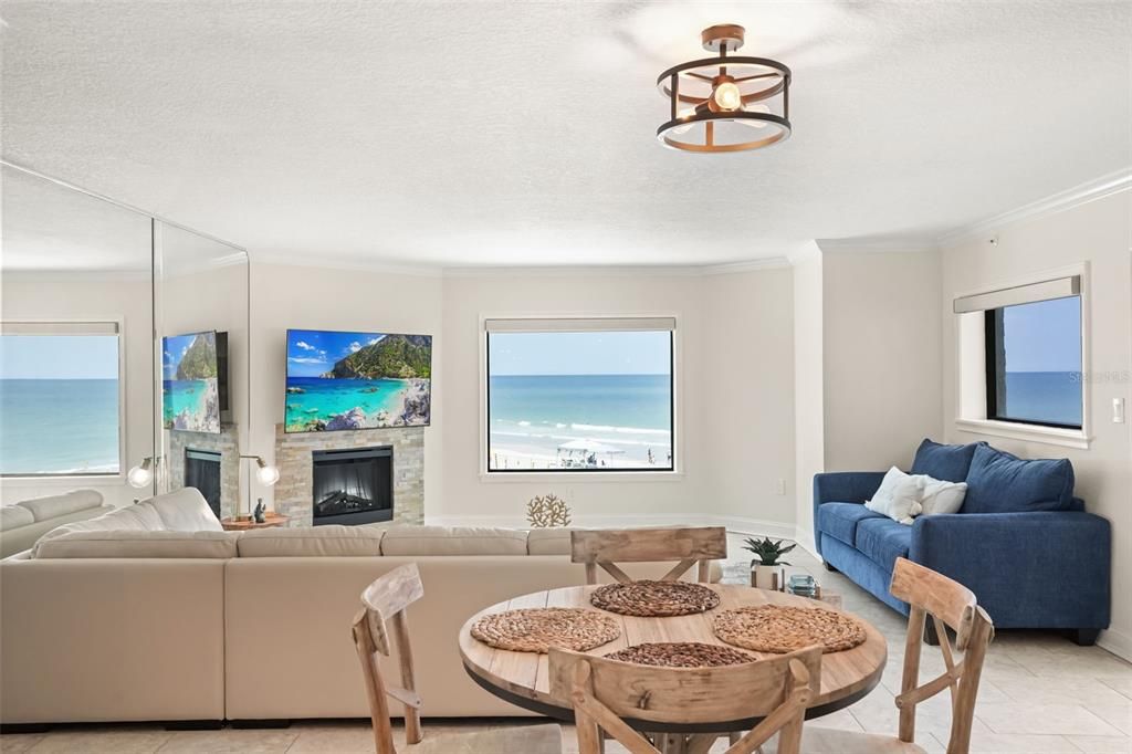 For Sale: $440,000 (1 beds, 2 baths, 1077 Square Feet)