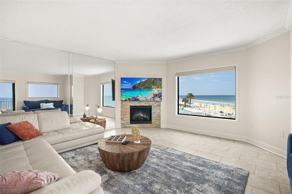 For Sale: $440,000 (1 beds, 2 baths, 1077 Square Feet)
