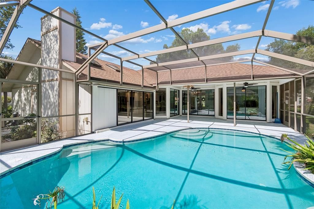 En Venta: $890,000 (4 camas, 2 baños, 2407 Pies cuadrados)