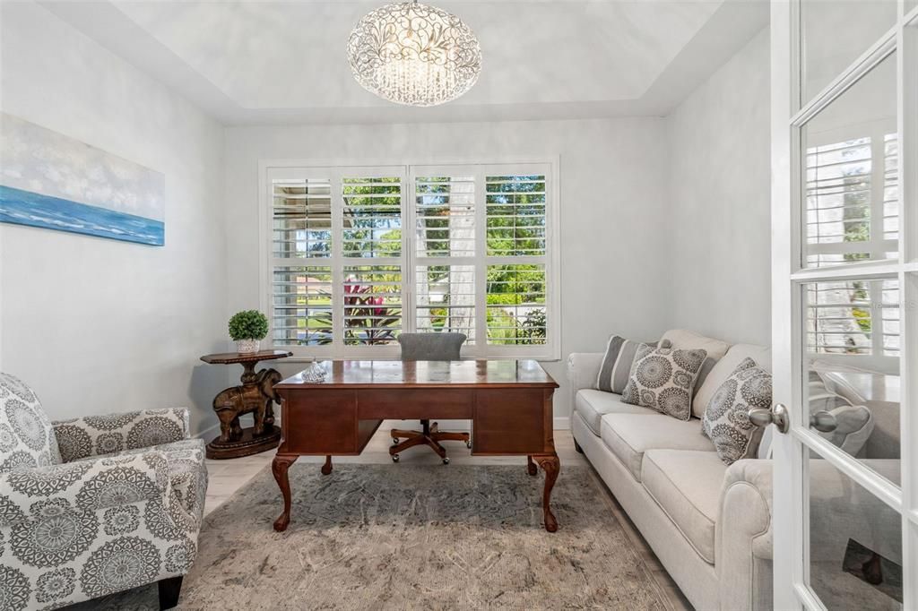 En Venta: $890,000 (4 camas, 2 baños, 2407 Pies cuadrados)