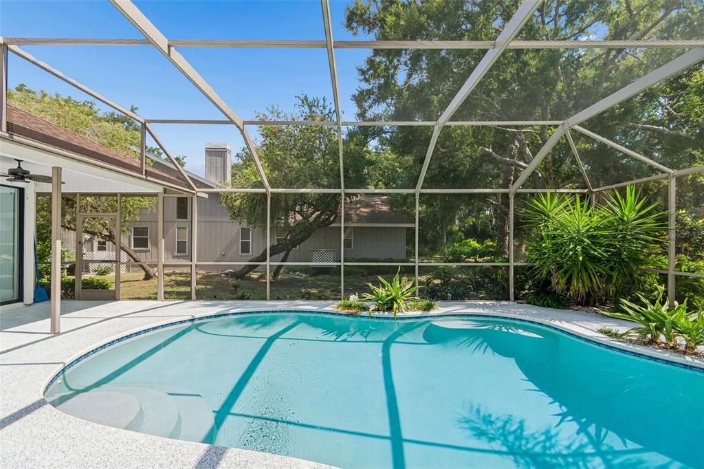 En Venta: $890,000 (4 camas, 2 baños, 2407 Pies cuadrados)