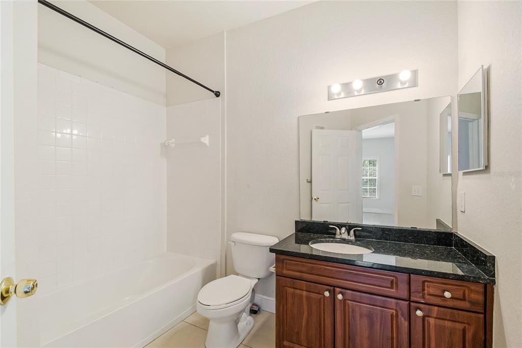 В аренду: $1,799 (2 спален, 2 ванн, 1036 Квадратных фут)