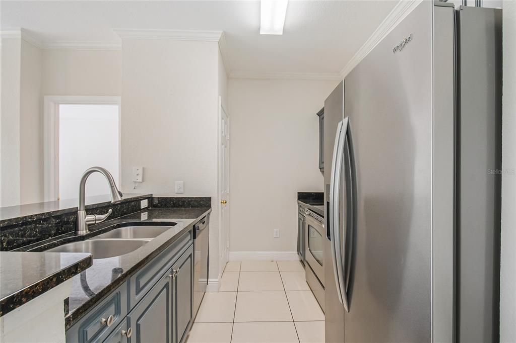 В аренду: $1,799 (2 спален, 2 ванн, 1036 Квадратных фут)