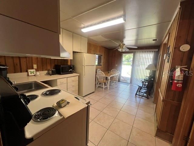 En Venta: $145,000 (2 camas, 2 baños, 736 Pies cuadrados)
