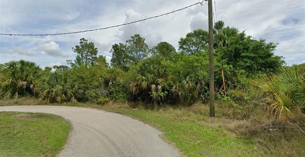 For Sale: $32,900 (0.37 acres)