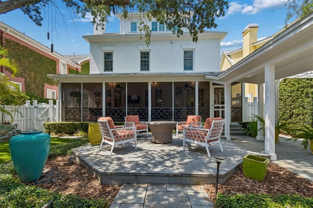 For Sale: $2,000,000 (3 beds, 4 baths, 3735 Square Feet)