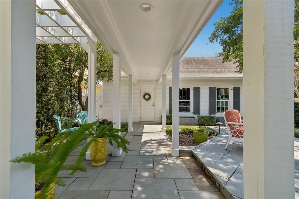 For Sale: $2,000,000 (3 beds, 4 baths, 3735 Square Feet)