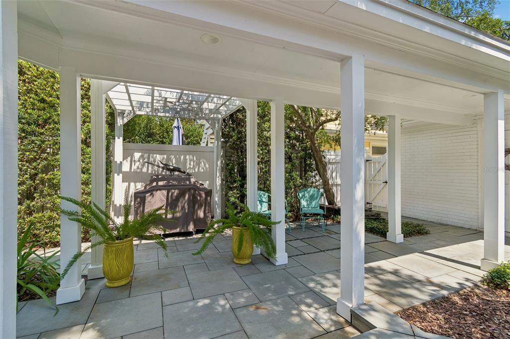 For Sale: $2,000,000 (3 beds, 4 baths, 3735 Square Feet)