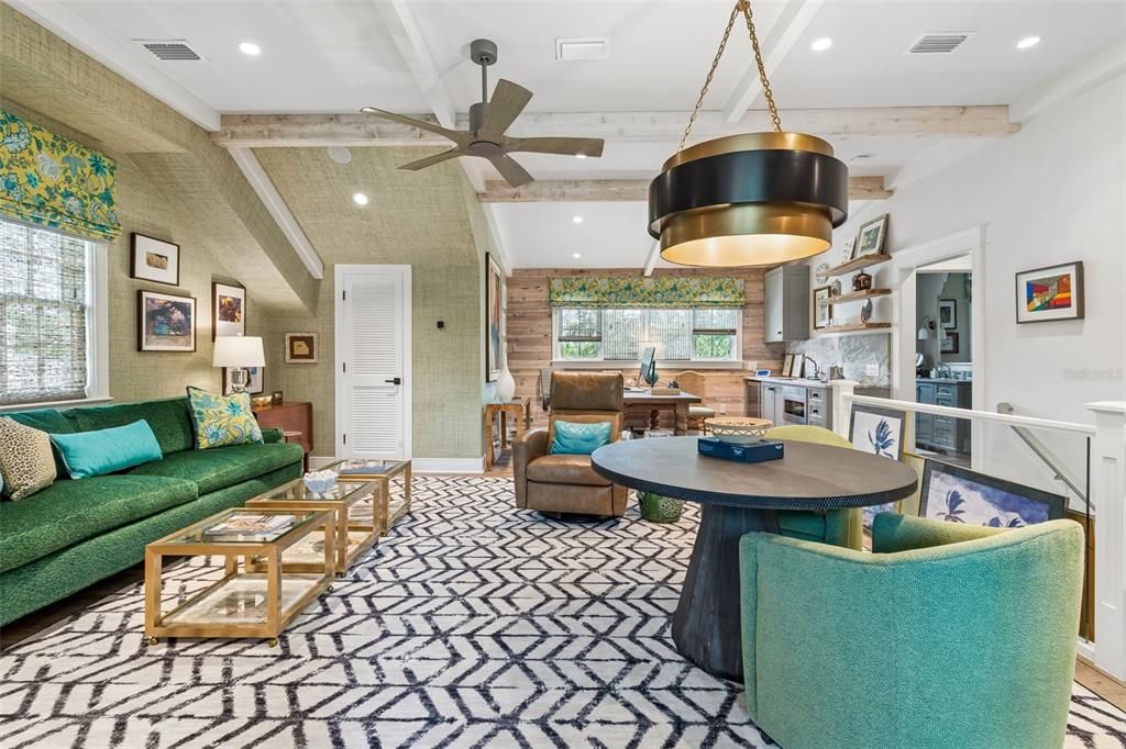 For Sale: $2,000,000 (3 beds, 4 baths, 3735 Square Feet)