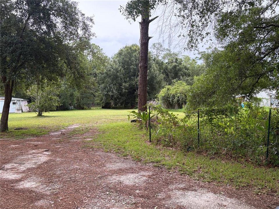 待售: $145,000 (1.13 acres)