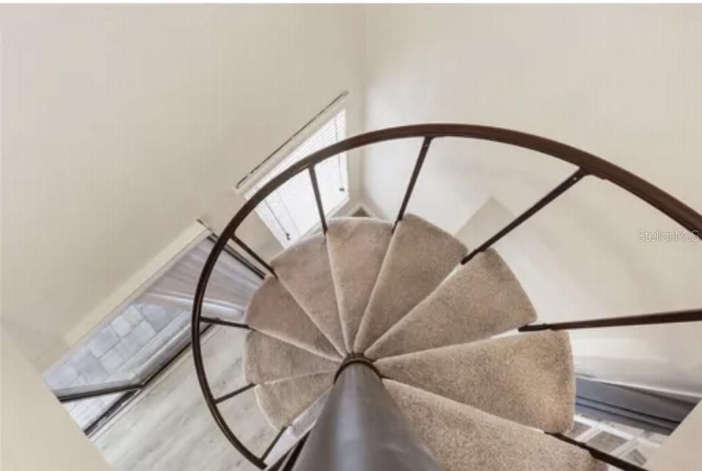 En Venta: $774,999 (4 camas, 3 baños, 2512 Pies cuadrados)