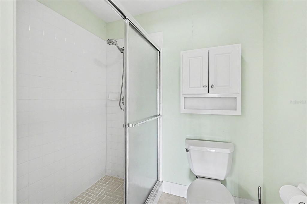 For Sale: $179,999 (2 beds, 2 baths, 1465 Square Feet)