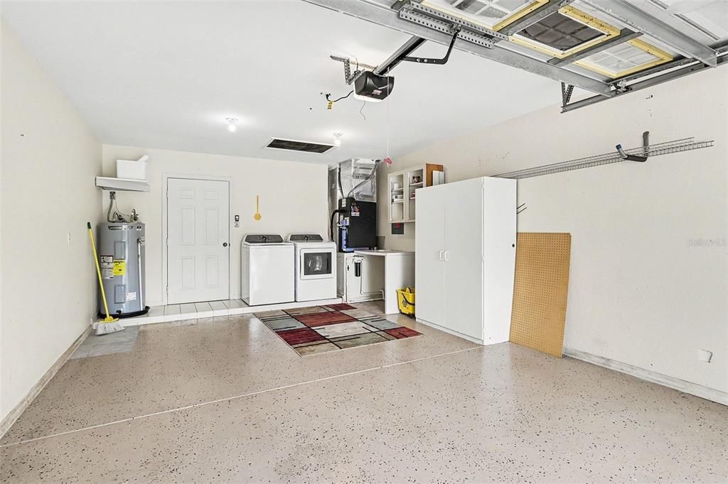 For Sale: $179,999 (2 beds, 2 baths, 1465 Square Feet)