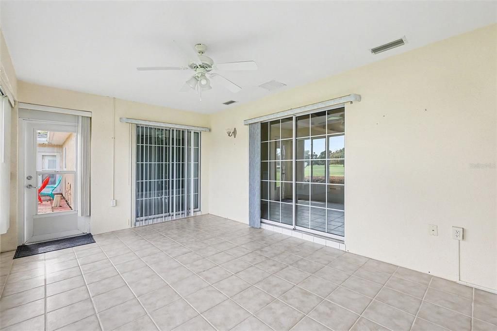 For Sale: $179,999 (2 beds, 2 baths, 1465 Square Feet)