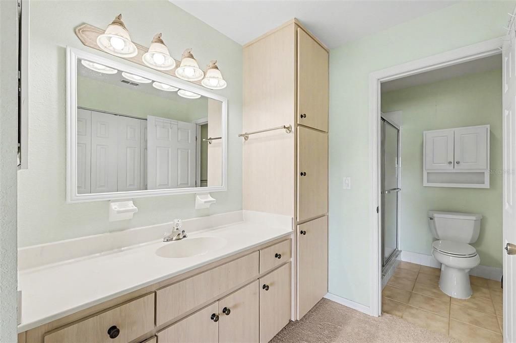 For Sale: $179,999 (2 beds, 2 baths, 1465 Square Feet)
