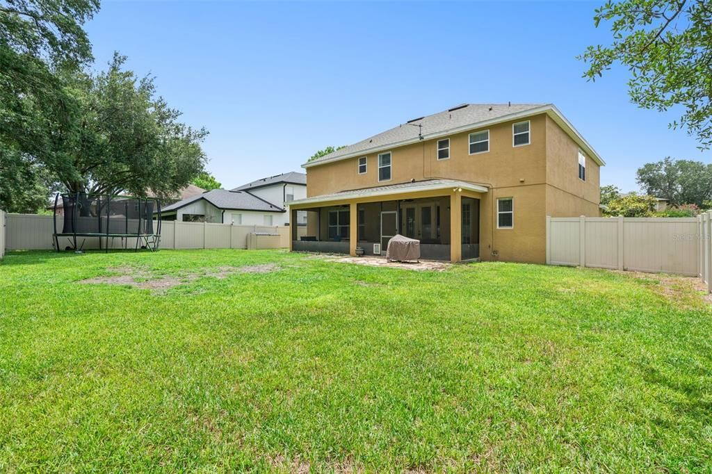En Venta: $565,000 (5 camas, 3 baños, 3320 Pies cuadrados)
