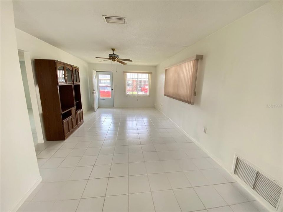 En Venta: $120,000 (2 camas, 1 baños, 950 Pies cuadrados)