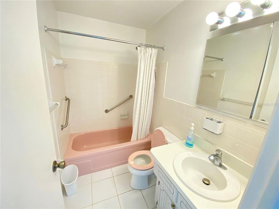 En Venta: $120,000 (2 camas, 1 baños, 950 Pies cuadrados)