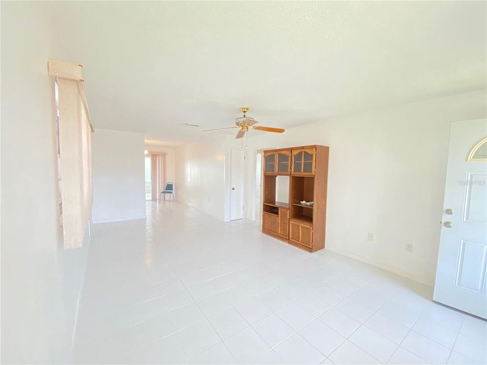 En Venta: $120,000 (2 camas, 1 baños, 950 Pies cuadrados)