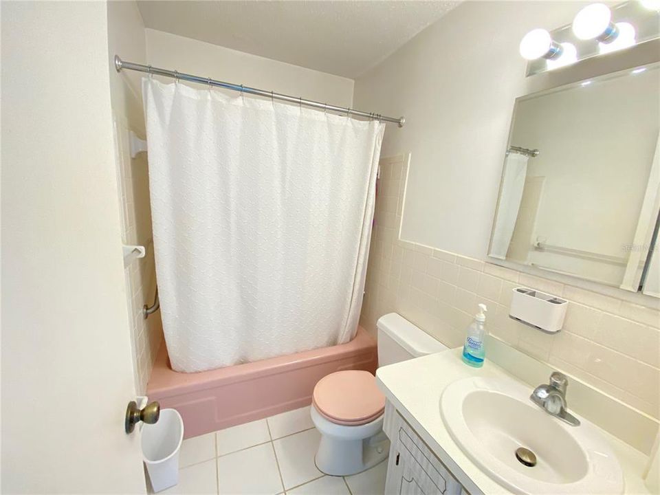 En Venta: $120,000 (2 camas, 1 baños, 950 Pies cuadrados)