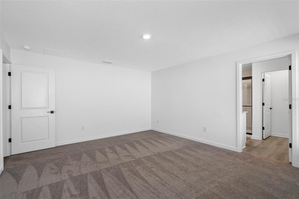 For Sale: $362,900 (3 beds, 2 baths, 1707 Square Feet)