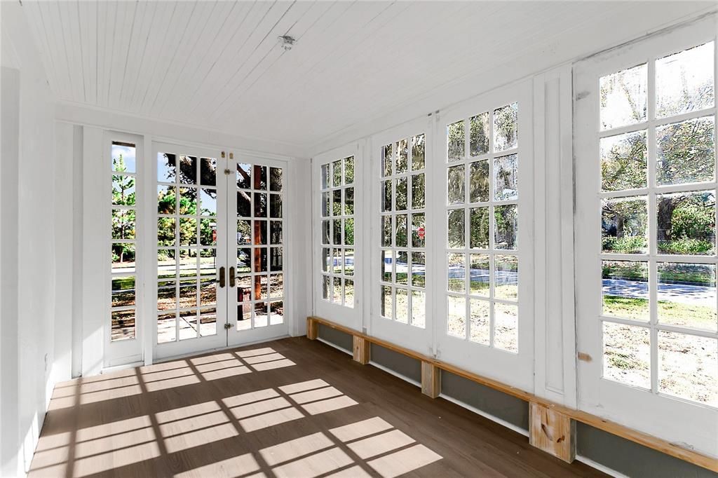 Active With Contract: $3,250 (4 beds, 2 baths, 2035 Square Feet)