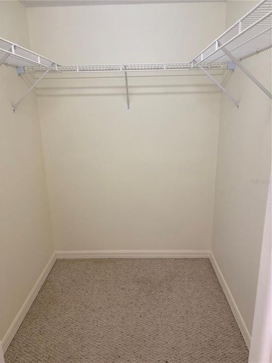 For Rent: $1,900 (2 beds, 2 baths, 1042 Square Feet)