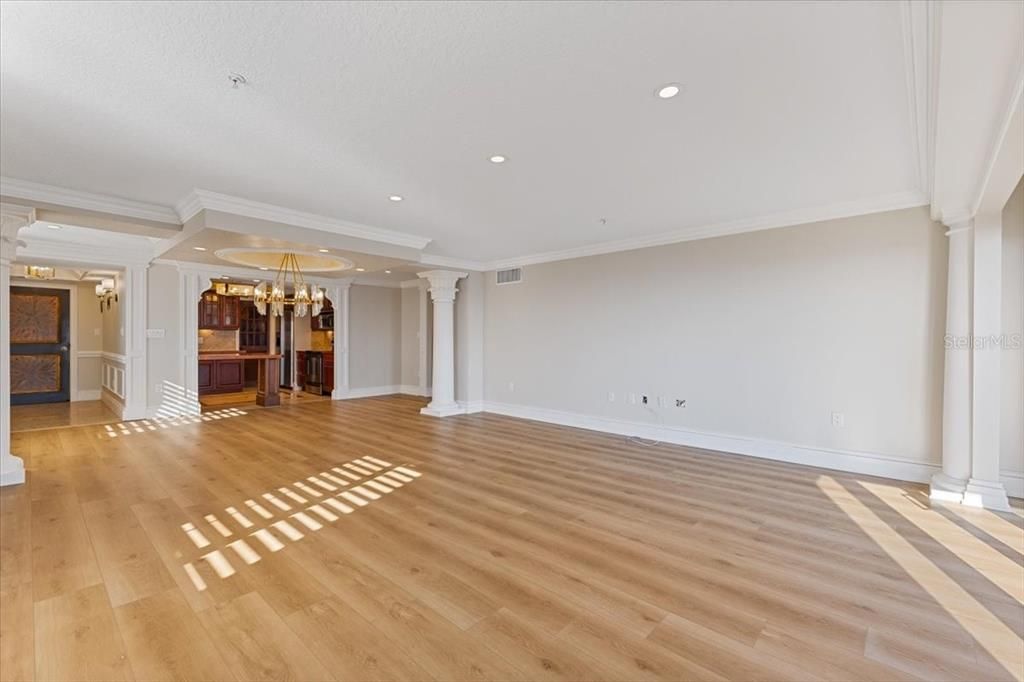 For Rent: $3,500 (2 beds, 2 baths, 1870 Square Feet)